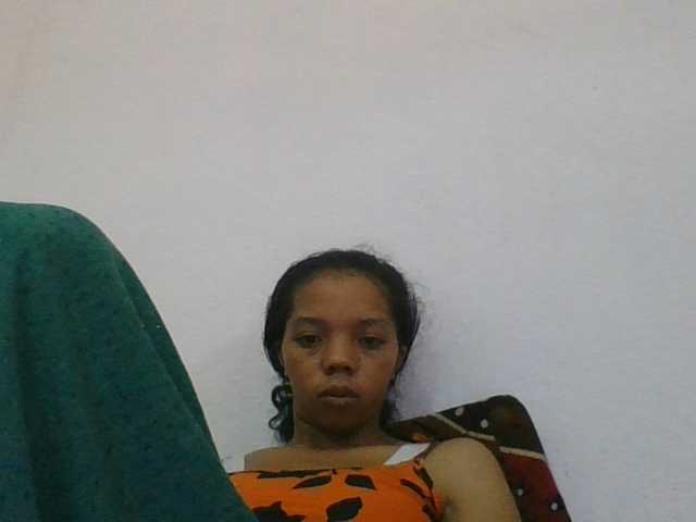 rosah1a live cam on BongaCams
