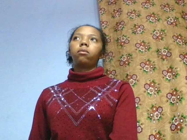 rosah1a live cam on BongaCams