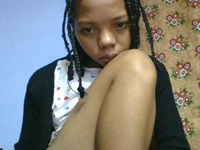 rosah1a live cam on BongaCams