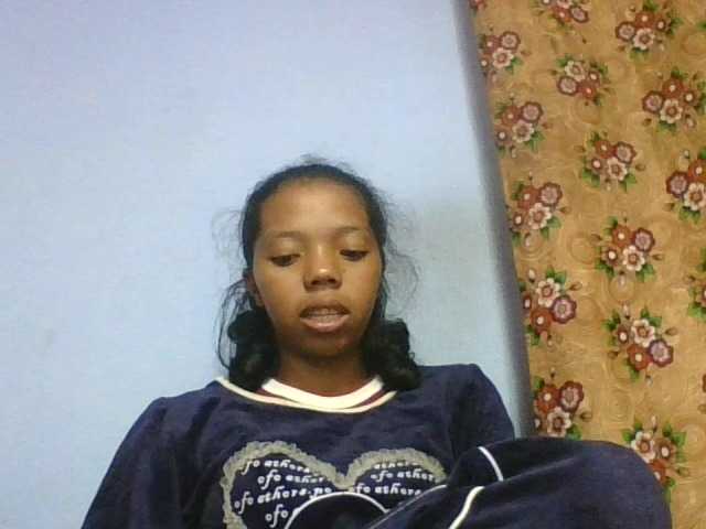 rosah1a live cam on BongaCams