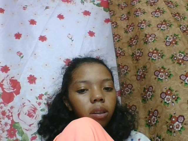 rosah1a live cam on BongaCams