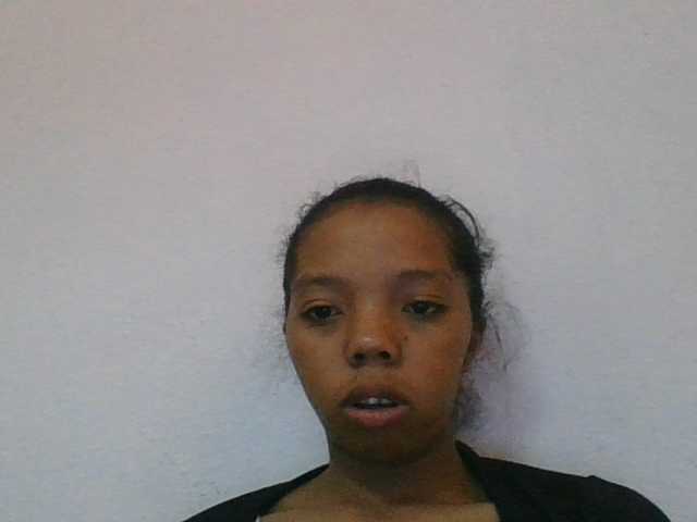 rosah1a live cam on BongaCams