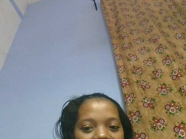 rosah1a live cam on BongaCams