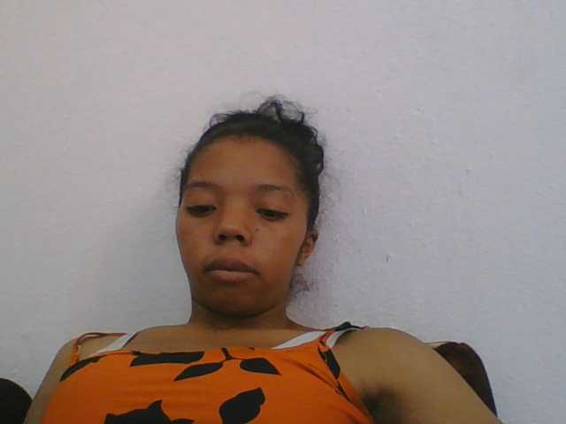 rosah1a live cam on BongaCams