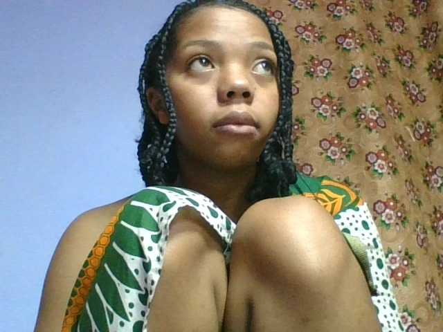 rosah1a live cam on BongaCams