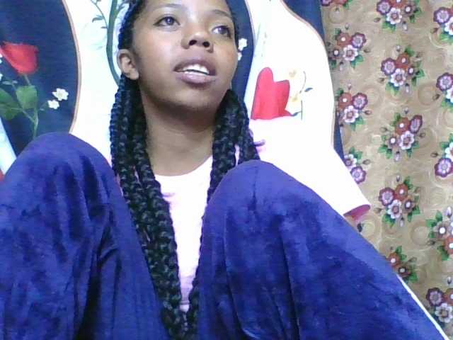 rosah1a live cam on BongaCams