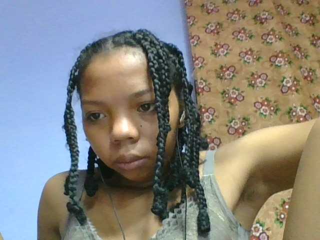 rosah1a live cam on BongaCams
