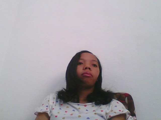 rosah1a live cam on BongaCams