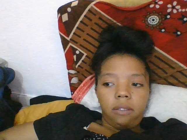 rosah1a live cam on BongaCams