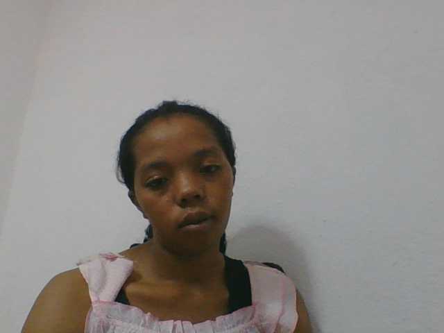 rosah1a live cam on BongaCams