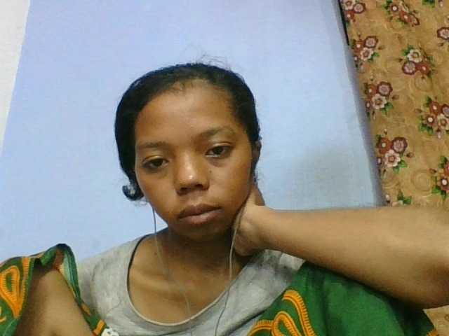 rosah1a live cam on BongaCams
