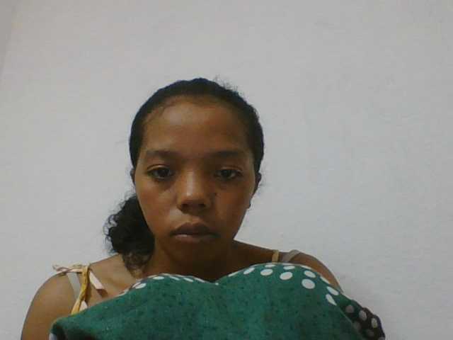 rosah1a live cam on BongaCams