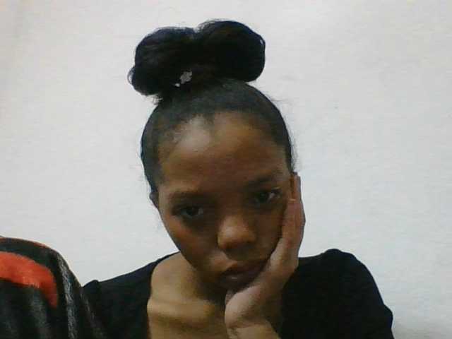 rosah1a live cam on BongaCams