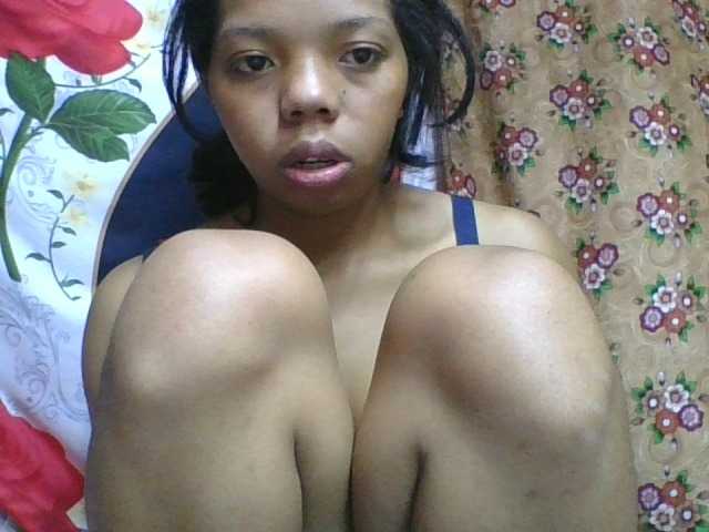 rosah1a live cam on BongaCams