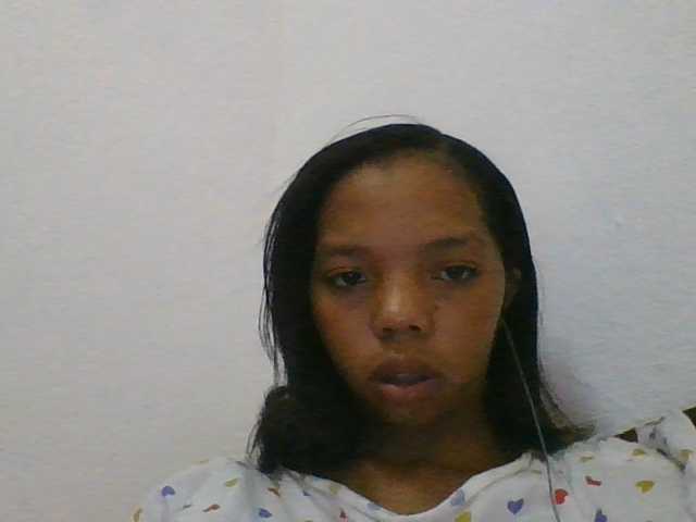 rosah1a live cam on BongaCams