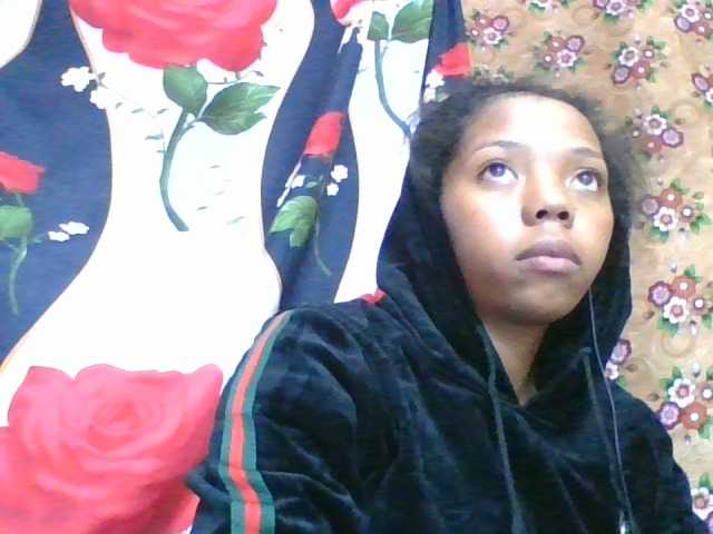 rosah1a live cam on BongaCams