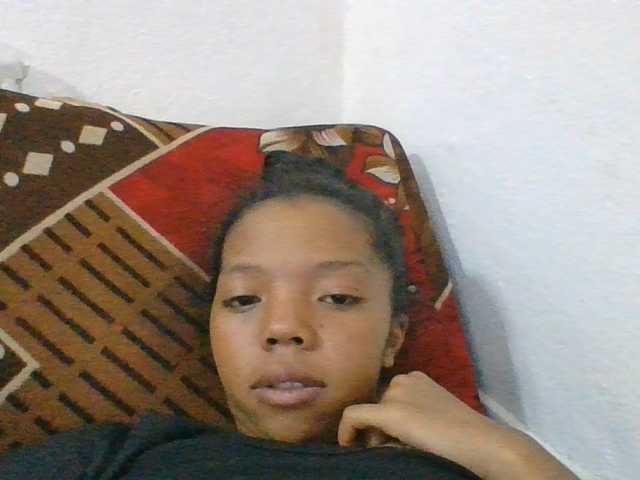 rosah1a live cam on BongaCams