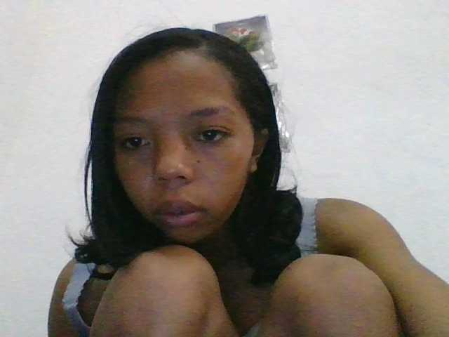 rosah1a live cam on BongaCams