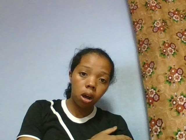 rosah1a live cam on BongaCams