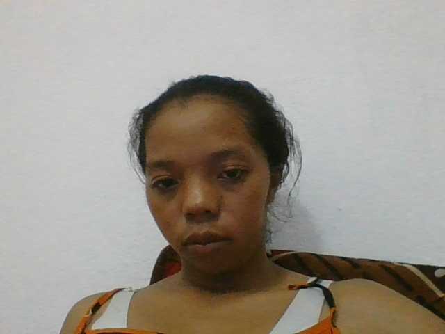 rosah1a live cam on BongaCams