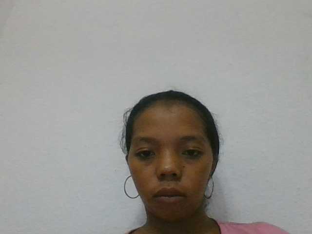 rosah1a live cam on BongaCams