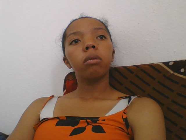 rosah1a live cam on BongaCams