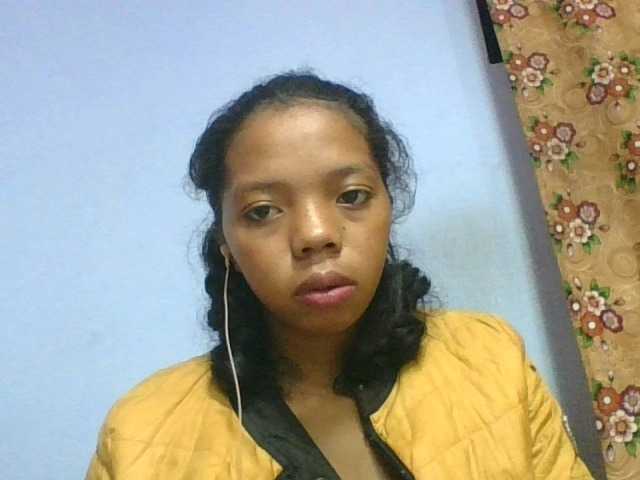 rosah1a live cam on BongaCams