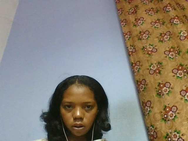 rosah1a live cam on BongaCams