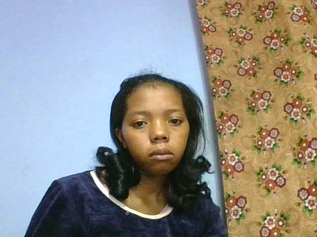 rosah1a live cam on BongaCams