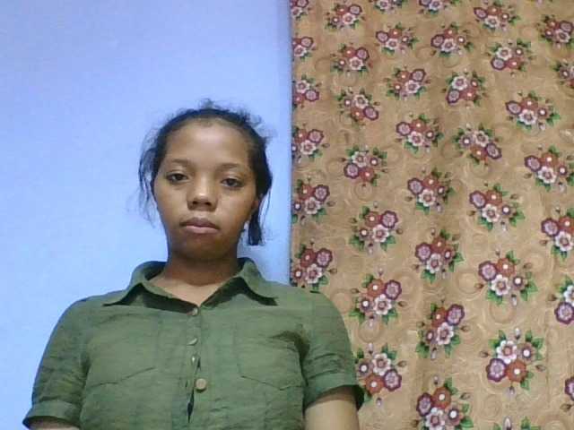 rosah1a live cam on BongaCams
