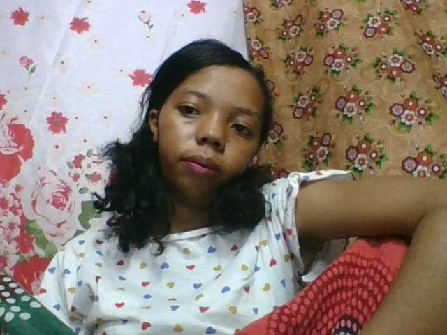 rosah1a live cam on BongaCams