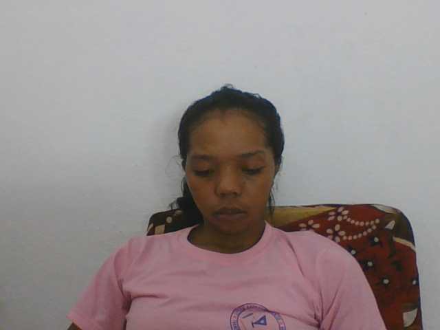 rosah1a live cam on BongaCams