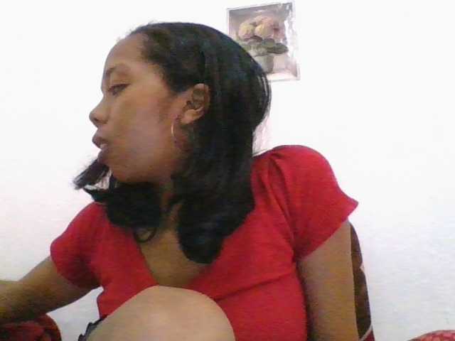 rosah1a live cam on BongaCams