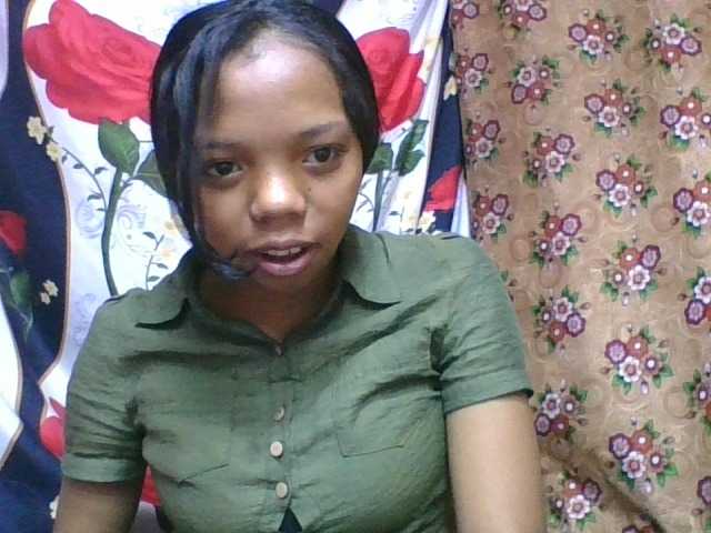 rosah1a live cam on BongaCams