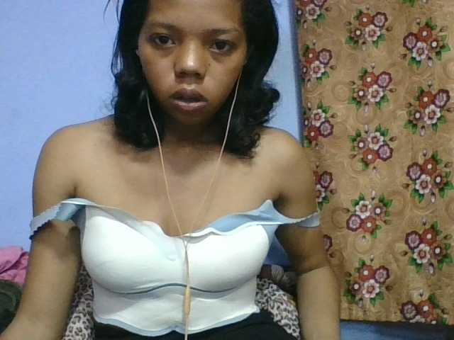 rosah1a live cam on BongaCams
