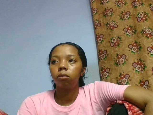 rosah1a live cam on BongaCams