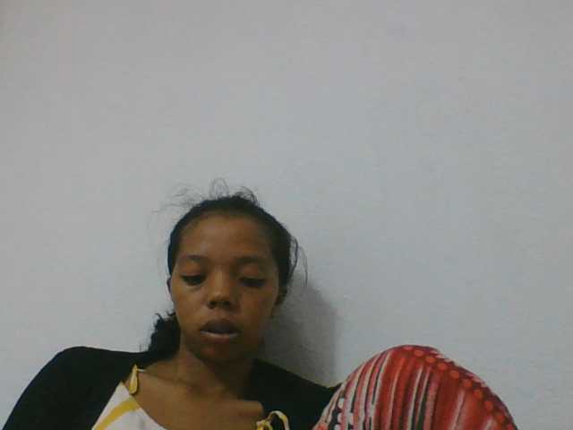 rosah1a live cam on BongaCams