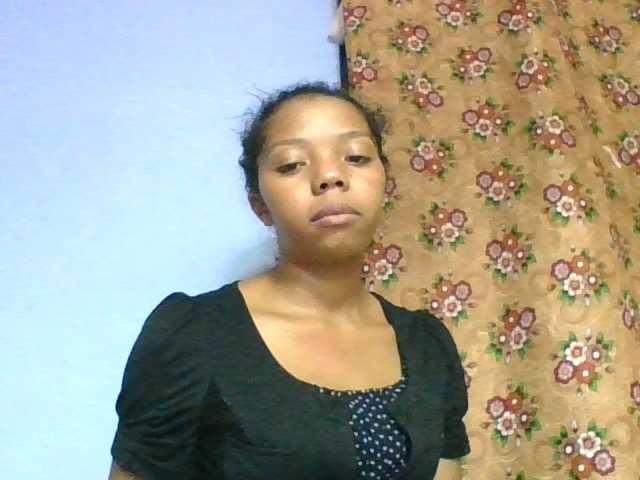 rosah1a live cam on BongaCams