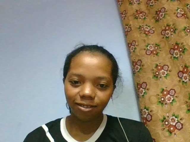rosah1a live cam on BongaCams