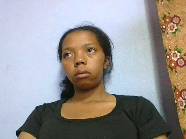 rosah1a live cam on BongaCams