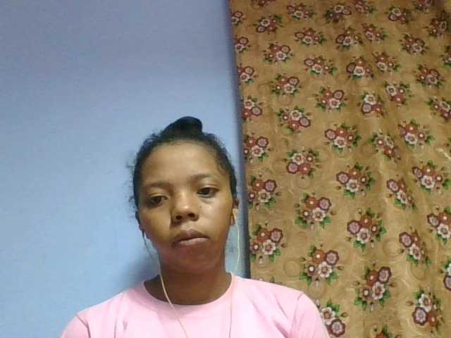 rosah1a live cam on BongaCams