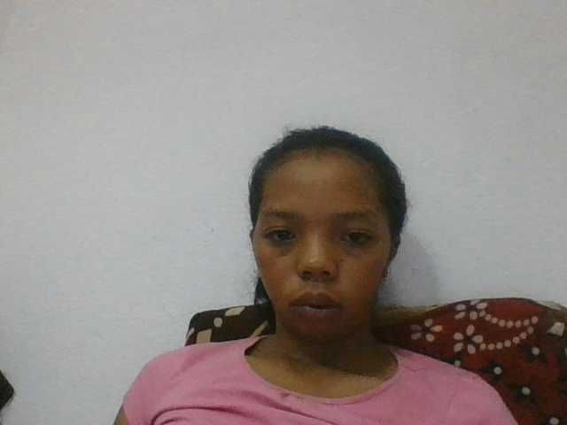 rosah1a live cam on BongaCams
