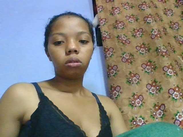 rosah1a live cam on BongaCams