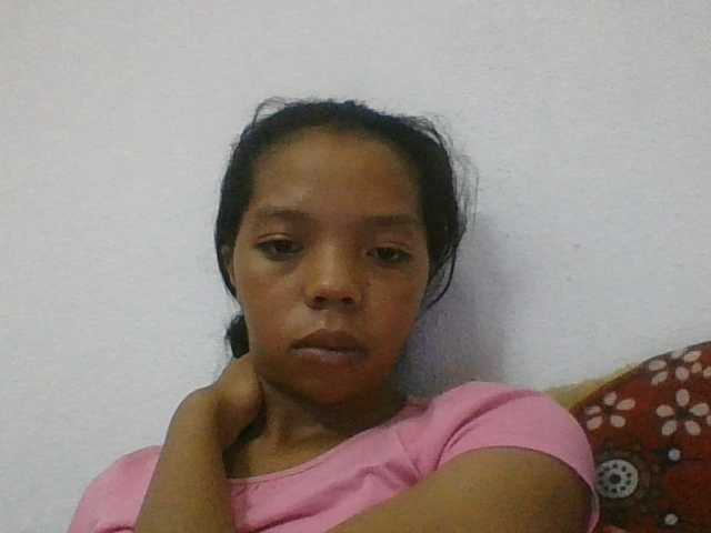 rosah1a live cam on BongaCams