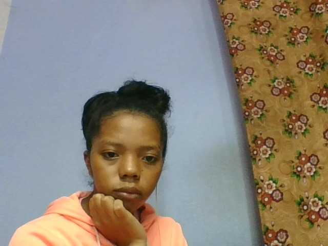 rosah1a live cam on BongaCams