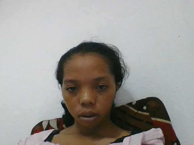 rosah1a live cam on BongaCams