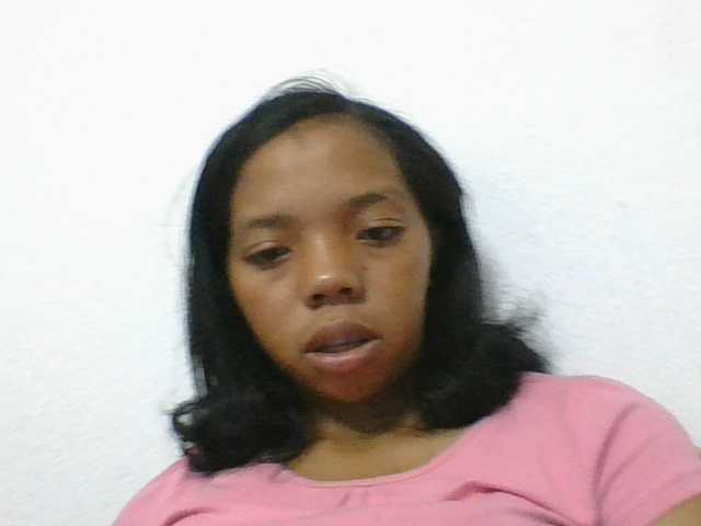 rosah1a live cam on BongaCams
