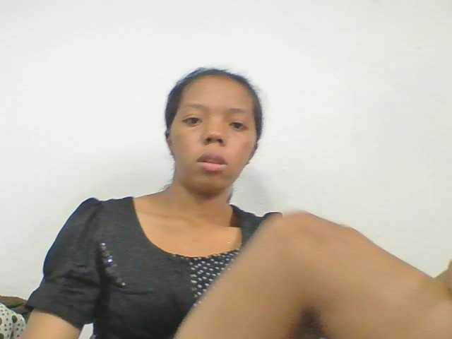 rosah1a live cam on BongaCams