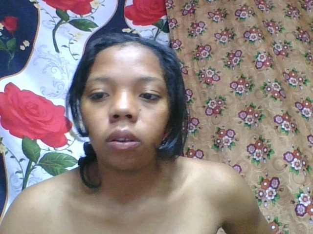 rosah1a live cam on BongaCams