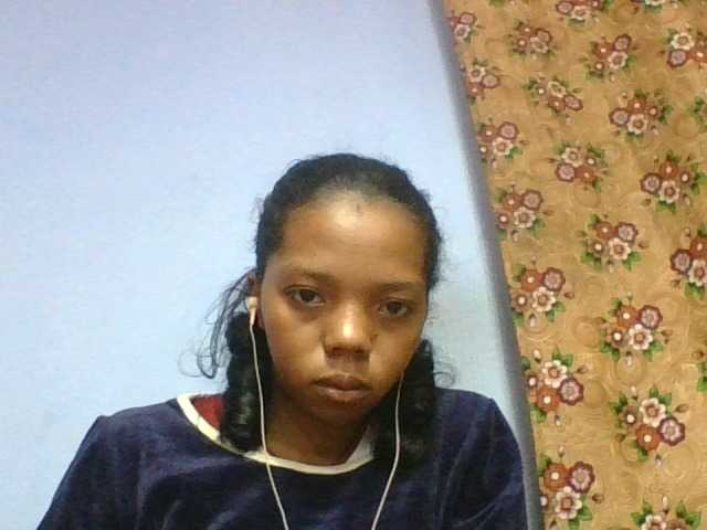 rosah1a live cam on BongaCams